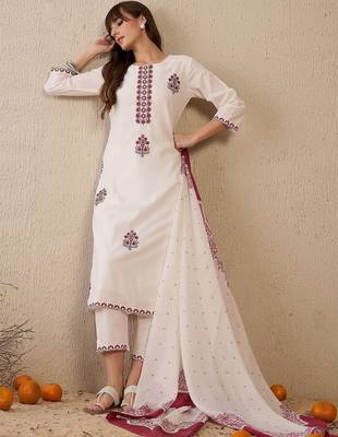 Women Ethnic Motifs Embroidered Regular Thread Work Pure Cotton Kurta with Trousers & With Dupatta 5