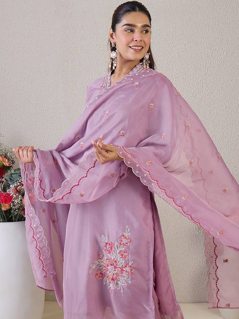 Women Ethnic Motifs Embroidered Regular Thread Work Kurta with Trousers & With Dupatta