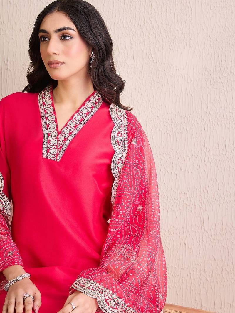 Women Ethnic Motifs Regular Thread Work Kurta with Trousers & With Dupatta