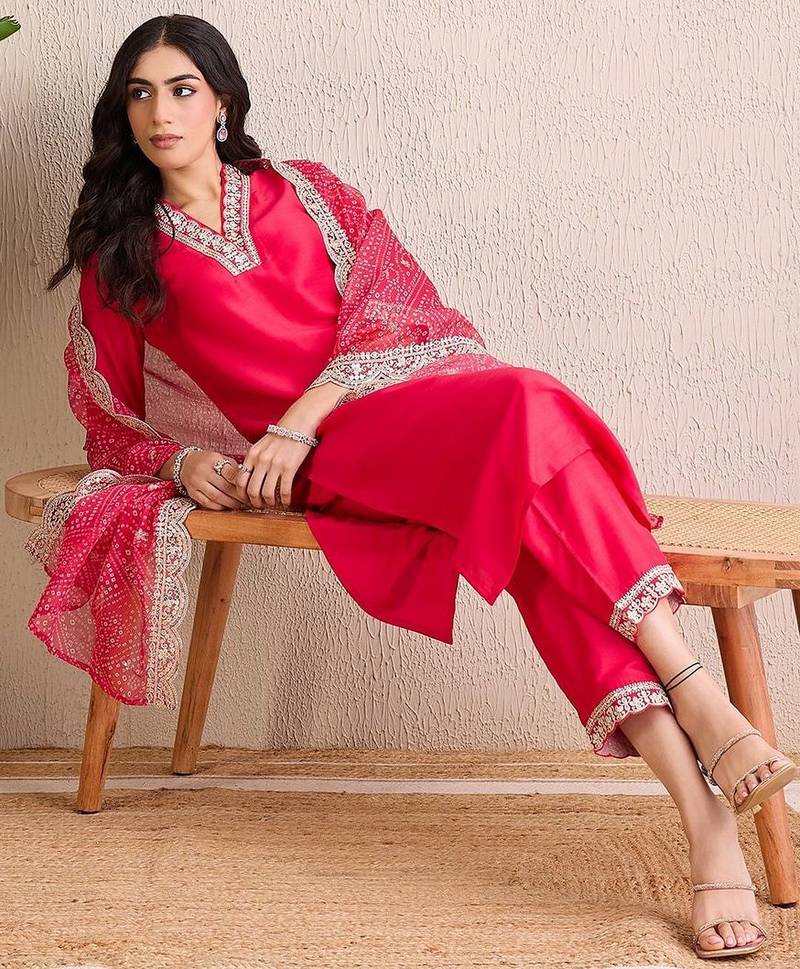 Women Ethnic Motifs Regular Thread Work Kurta with Trousers & With Dupatta