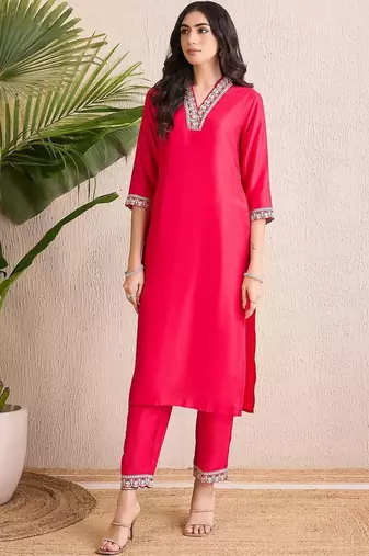 Women Ethnic Motifs Regular Thread Work Kurta with Trousers & With Dupatta