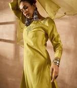 Women Ethnic Motifs Embroidered Regular Thread Work Liva Kurta with Trousers & With Dupatta