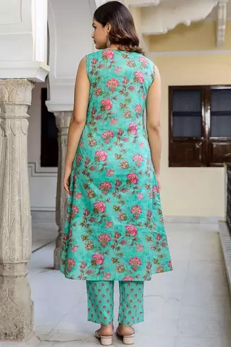 Women Floral Printed Regular Pure Cotton Kurta with Trousers