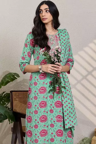 Women Floral Printed Regular Mirror Work Kurta with Trousers & With Dupatta