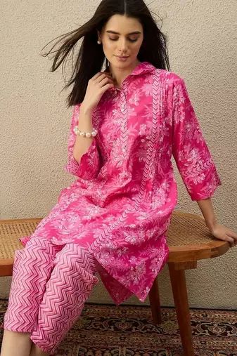 Women Floral Printed Regular Pure Cotton Kurta with Trousers