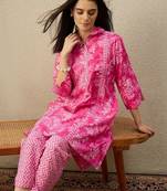 Women Floral Printed Regular Pure Cotton Kurta with Trousers