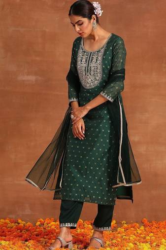 Women Ethnic Motifs Embroidered Regular Chanderi Silk Kurta with Trousers & With Dupatta