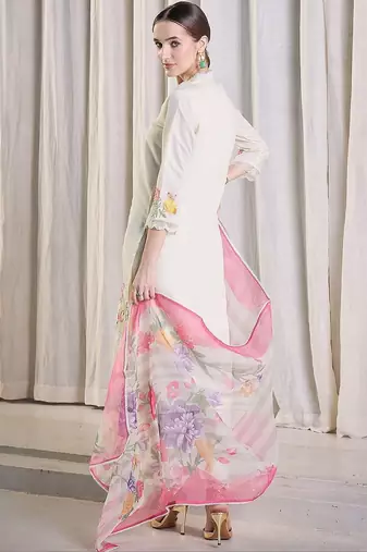Women Floral Embroidered Regular Thread Work Kurta with Trousers & With Dupatta