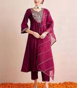 Women Ethnic Motifs Embroidered Pleated Thread Work Liva Kurta with Trousers & With Dupatta