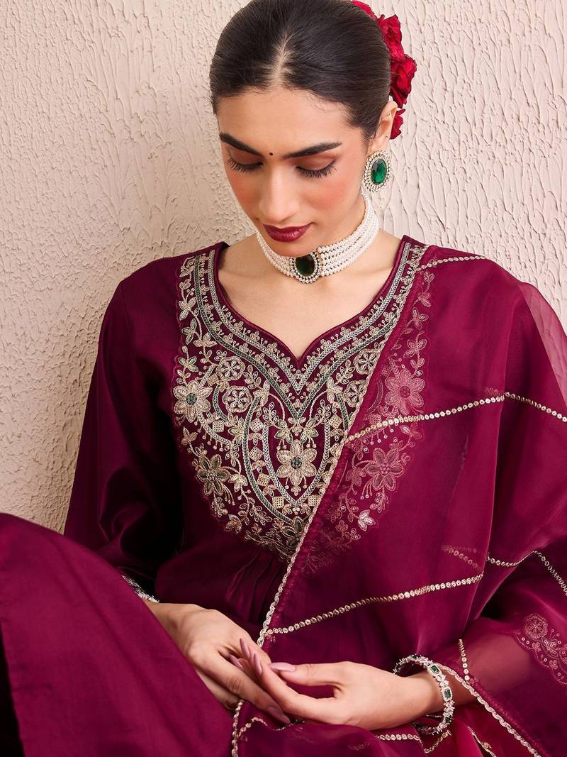 Women Ethnic Motifs Embroidered Pleated Thread Work Liva Kurta with Trousers & With Dupatta