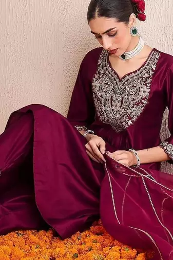 Women Ethnic Motifs Embroidered Pleated Thread Work Liva Kurta with Trousers & With Dupatta