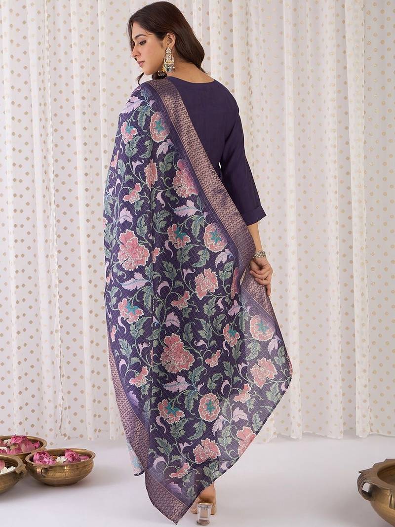 Women Floral Embroidered Regular Thread Work Kurta with Trousers & With Dupatta