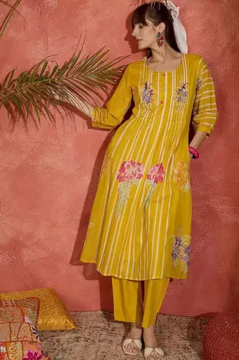 Women Printed Regular Pure Cotton Kurta with Trousers
