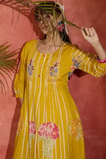 Women Printed Regular Pure Cotton Kurta with Trousers