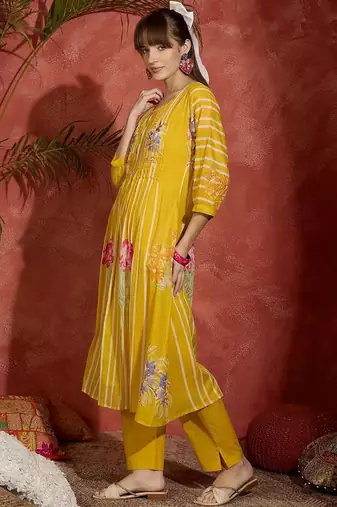 Women Printed Regular Pure Cotton Kurta with Trousers