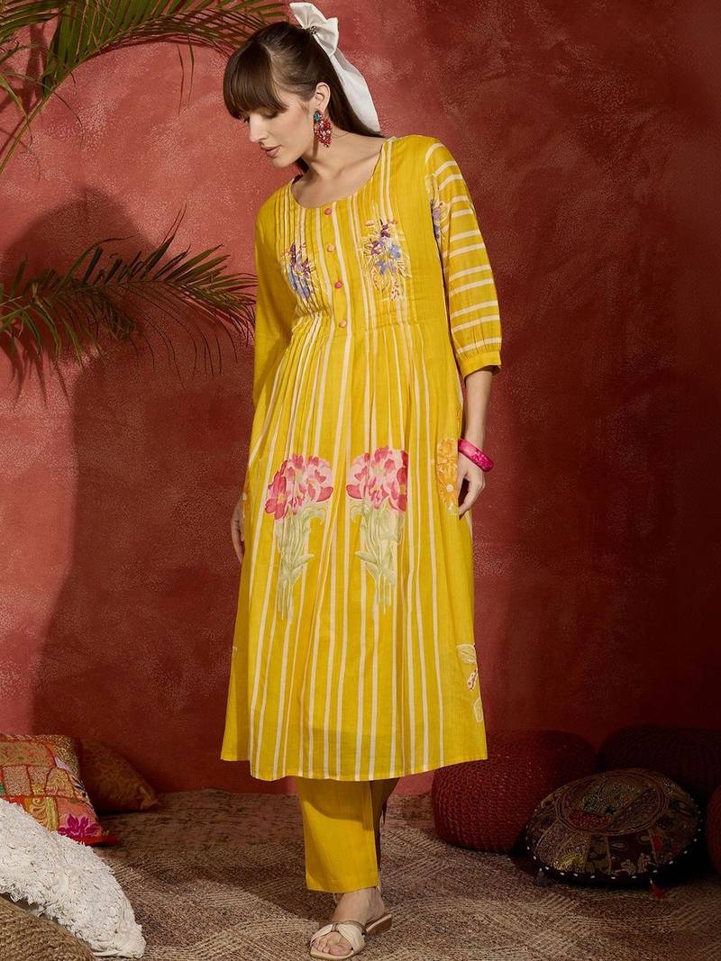 Women Printed Regular Pure Cotton Kurta with Trousers