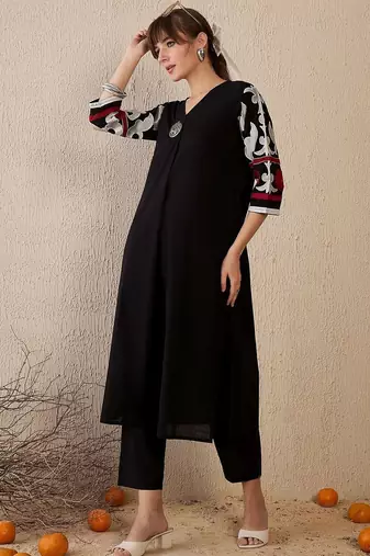 Women Ethnic Motifs Printed Regular Pure Cotton Kurta with Trousers
