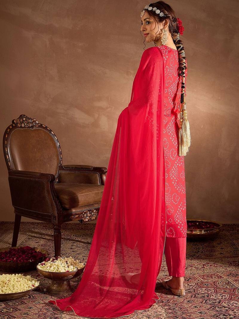 Women Ethnic Motifs Printed Thread Work Silk Chiffon Kurta with Trouser & Dupatta