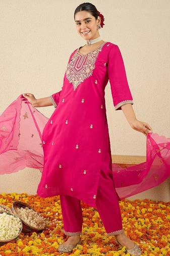 Women Ethnic Motifs Embroidered Regular Thread Work Kurta with Trousers & With Dupatta