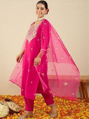 Women Ethnic Motifs Embroidered Regular Thread Work Kurta with Trousers & With Dupatta 4