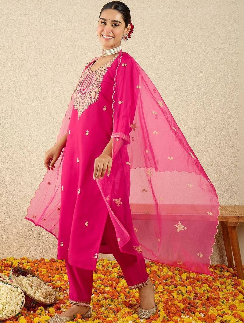 Women Ethnic Motifs Embroidered Regular Thread Work Kurta with Trousers & With Dupatta