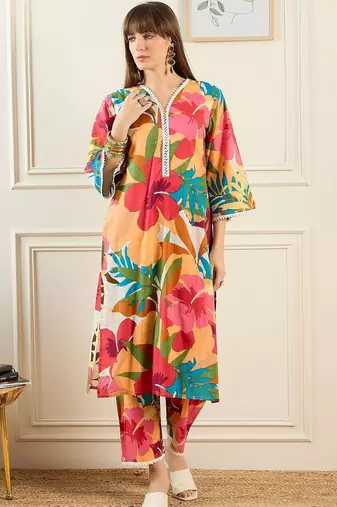 Women Floral Printed Regular Pure Cotton Kurta with Trousers