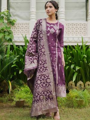 Women Ethnic Motifs Regular Kurta with Trousers & With Dupatta 1