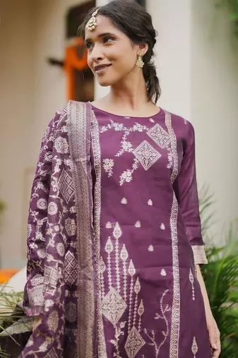 Women Ethnic Motifs Regular Kurta with Trousers & With Dupatta