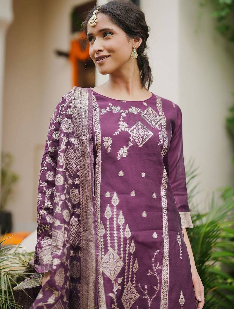 Women Ethnic Motifs Regular Kurta with Trousers & With Dupatta