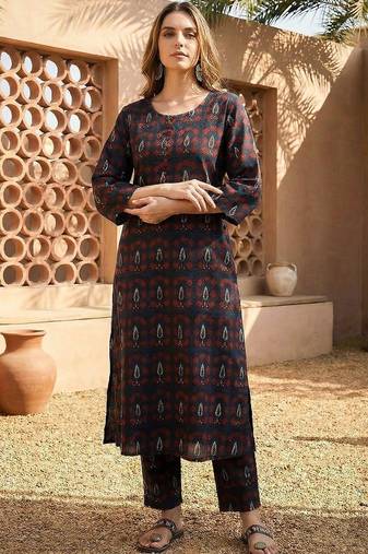 Women Printed Regular Pure Cotton Kurta with Trousers
