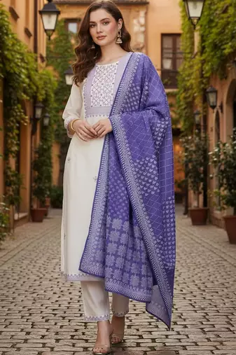 Women Ethnic Motifs Embroidered Regular Thread Work Pure Cotton Kurta with Trousers & With Dupatta