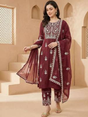 Women Ethnic Motifs Embroidered Thread Work Kurta with Trousers & With Dupatta 1