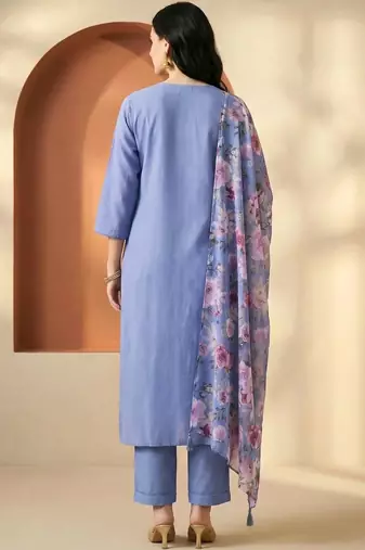 Women Yoke Design Regular Thread Work Kurta with Trousers & With Dupatta