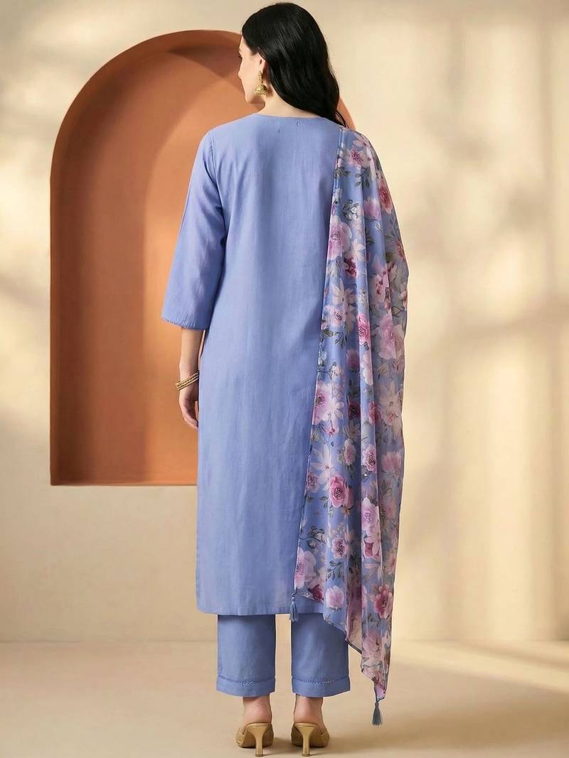 Women Yoke Design Regular Thread Work Kurta with Trousers & With Dupatta