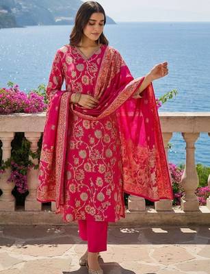 Women Floral Printed Regular Chanderi Silk Kurta with Trousers & With Dupatta 1