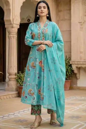 Floral Printed Beads and Stones Pure Cotton Kurta with Trousers & With Dupatta