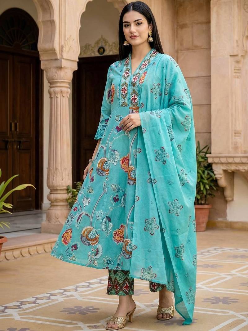 Floral Printed Beads and Stones Pure Cotton Kurta with Trousers & With Dupatta