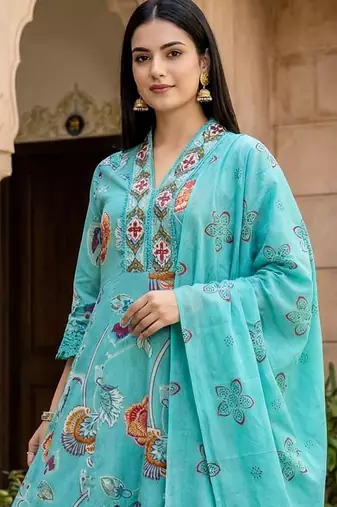 Floral Printed Beads and Stones Pure Cotton Kurta with Trousers & With Dupatta