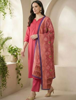 Women Ethnic Motifs Regular Kurta with Trousers & With Dupatta 1