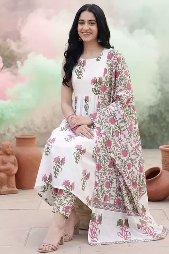 Women Floral Printed Regular Pure Cotton Kurta with Trousers & With Dupatta