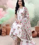Women Floral Printed Regular Pure Cotton Kurta with Trousers & With Dupatta