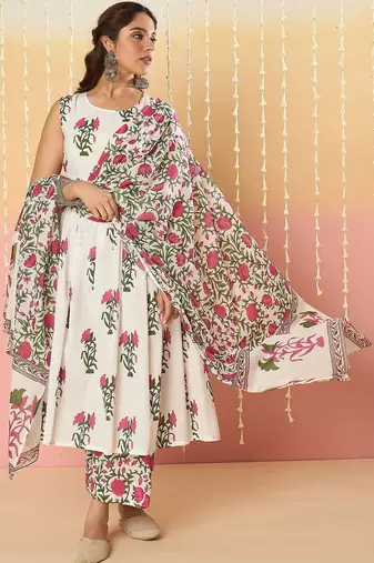 Women Floral Printed Regular Pure Cotton Kurta with Trousers & With Dupatta