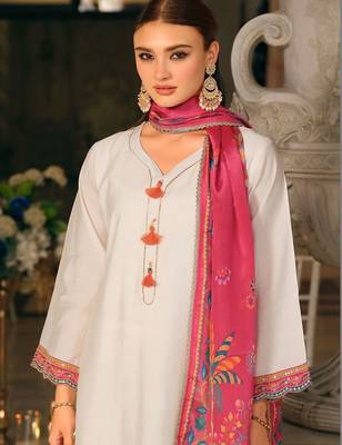 Women Ethnic Motifs Regular Thread Work Kurta with Trousers & With Dupatta 2