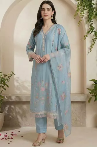 Women Floral Embroidered Regular Thread Work Kurta with Trousers & With Dupatta