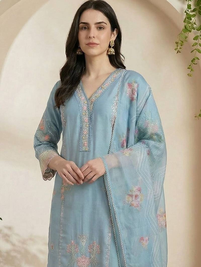 Women Floral Embroidered Regular Thread Work Kurta with Trousers & With Dupatta