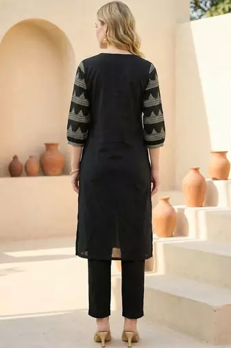 Women Ethnic Motifs Printed Regular Pure Cotton Kurta with Trousers