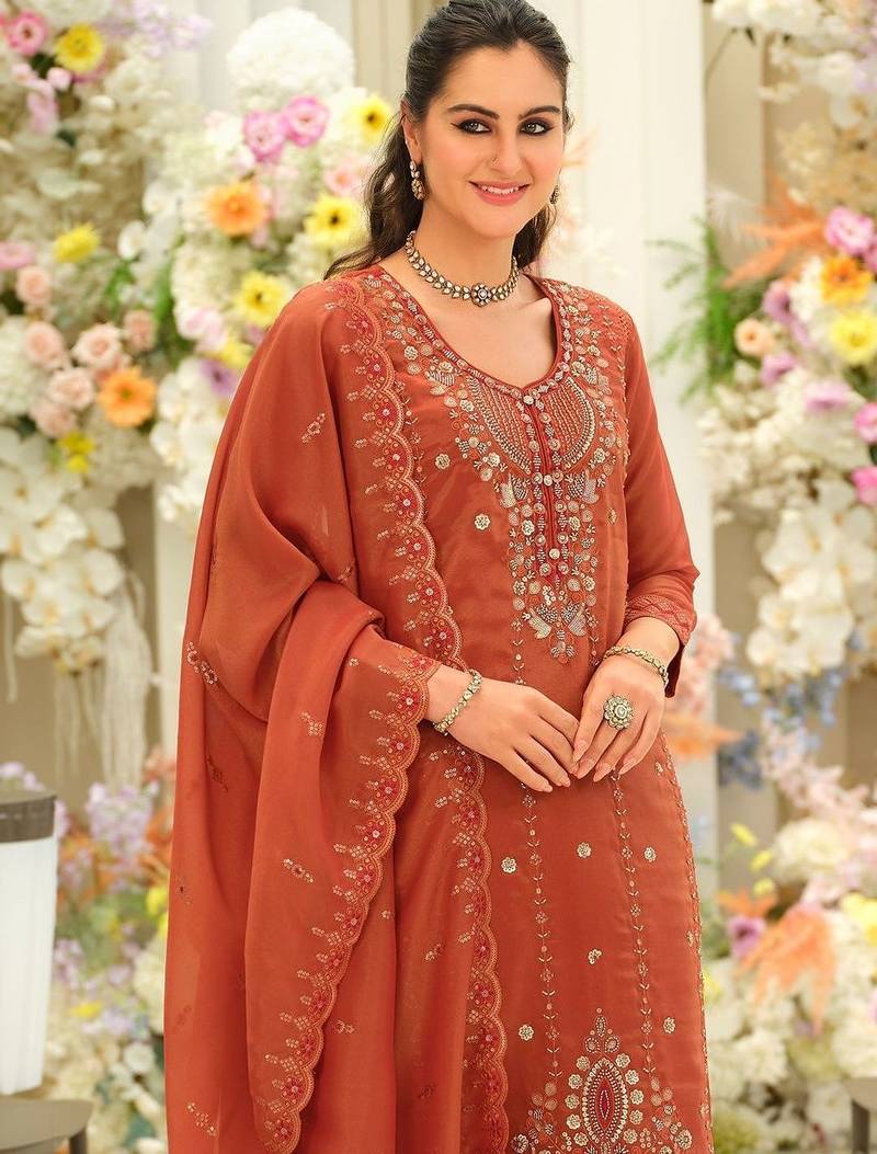 Women Ethnic Motifs Embroidered Regular Thread Work Kurta with Trousers & With Dupatta