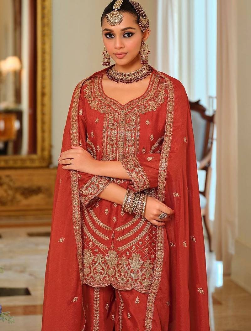 Women Ethnic Motifs Embroidered Regular Kurta with Palazzos & With Dupatta
