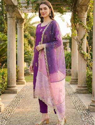 Women Ethnic Motifs Embroidered Regular Thread Work Kurta with Trousers & With Dupatta 2