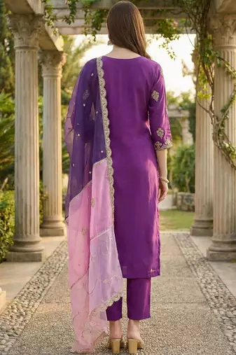 Women Ethnic Motifs Embroidered Regular Thread Work Kurta with Trousers & With Dupatta